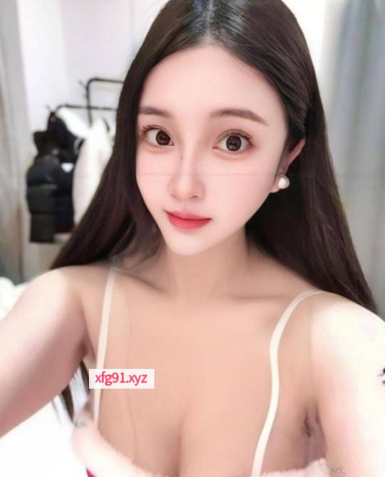 重庆风骚巨乳辣妹 - 寻芳阁