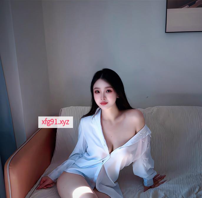 南城高潮妹小爱 - 寻芳阁