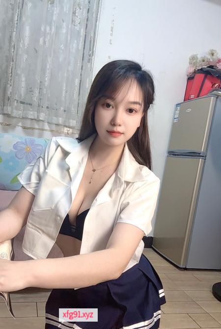 白云制服骚妹 - 寻芳阁