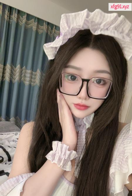 制服可爱小女友 - 寻芳阁