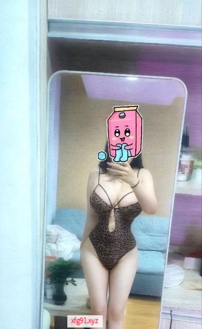 欧美身材极品BBW - 寻芳阁