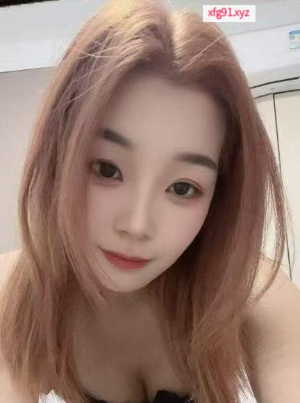 性感高挑妹子 - 寻芳阁