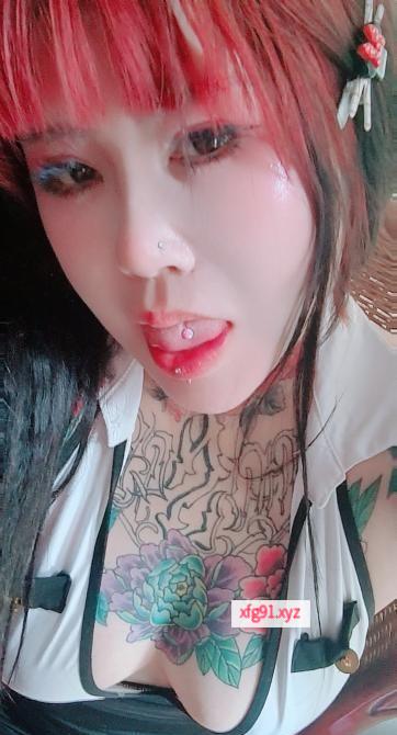 口活很好的大奶骚货 - 寻芳阁